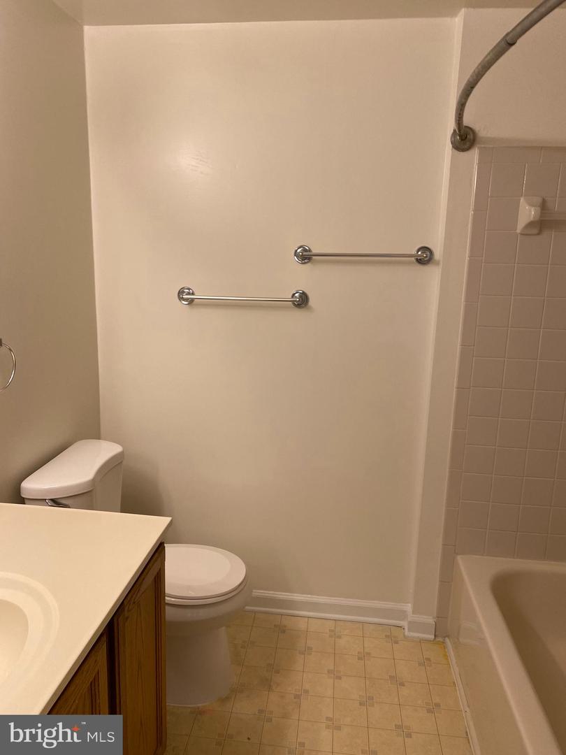 12896 SCHALK CT, WOODBRIDGE, Virginia 22192, 3 Bedrooms Bedrooms, 6 Rooms Rooms,2 BathroomsBathrooms,Residential,For sale,12896 SCHALK CT,VAPW2093826 MLS # VAPW2093826