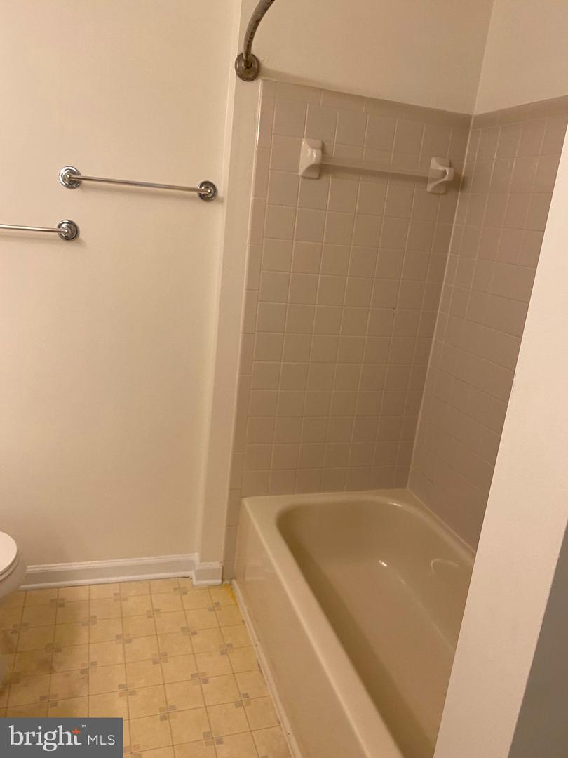 12896 SCHALK CT, WOODBRIDGE, Virginia 22192, 3 Bedrooms Bedrooms, 6 Rooms Rooms,2 BathroomsBathrooms,Residential,For sale,12896 SCHALK CT,VAPW2093826 MLS # VAPW2093826