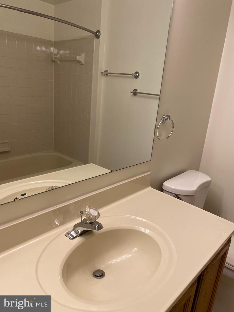 12896 SCHALK CT, WOODBRIDGE, Virginia 22192, 3 Bedrooms Bedrooms, 6 Rooms Rooms,2 BathroomsBathrooms,Residential,For sale,12896 SCHALK CT,VAPW2093826 MLS # VAPW2093826
