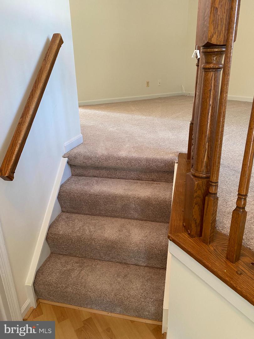 12896 SCHALK CT, WOODBRIDGE, Virginia 22192, 3 Bedrooms Bedrooms, 6 Rooms Rooms,2 BathroomsBathrooms,Residential,For sale,12896 SCHALK CT,VAPW2093826 MLS # VAPW2093826