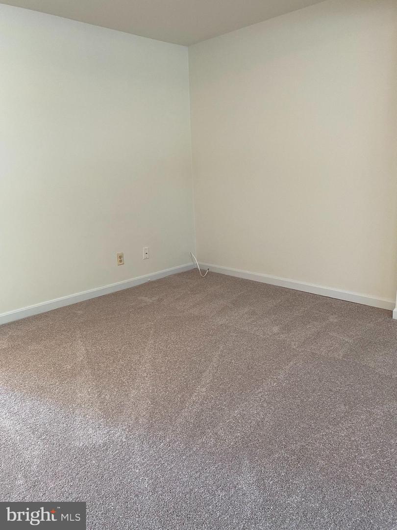 12896 SCHALK CT, WOODBRIDGE, Virginia 22192, 3 Bedrooms Bedrooms, 6 Rooms Rooms,2 BathroomsBathrooms,Residential,For sale,12896 SCHALK CT,VAPW2093826 MLS # VAPW2093826