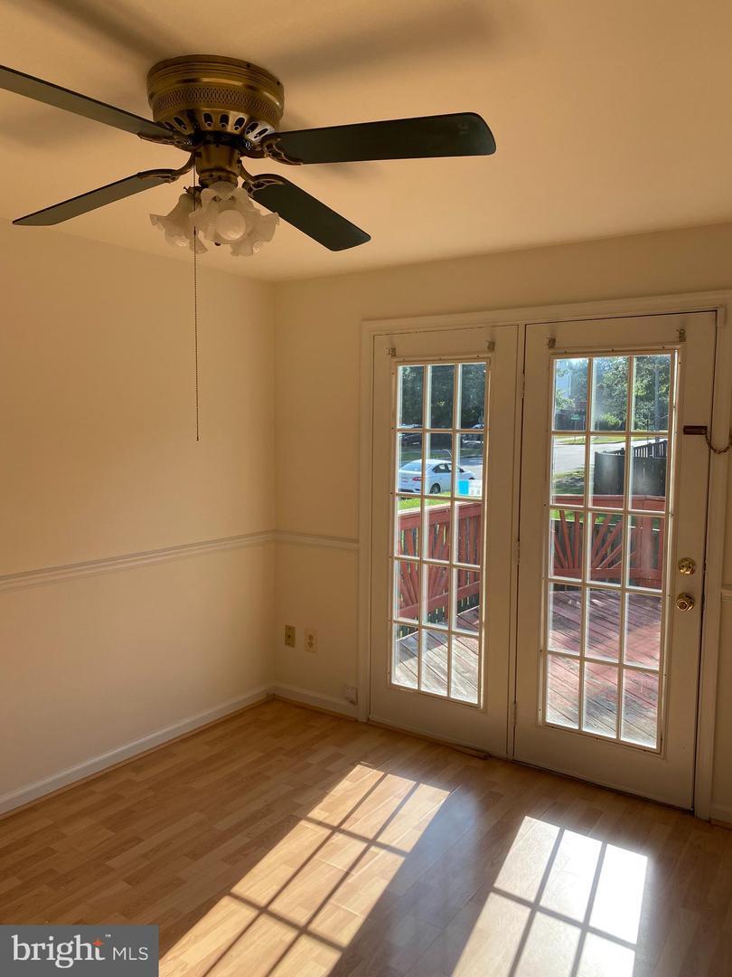 12896 SCHALK CT, WOODBRIDGE, Virginia 22192, 3 Bedrooms Bedrooms, 6 Rooms Rooms,2 BathroomsBathrooms,Residential,For sale,12896 SCHALK CT,VAPW2093826 MLS # VAPW2093826
