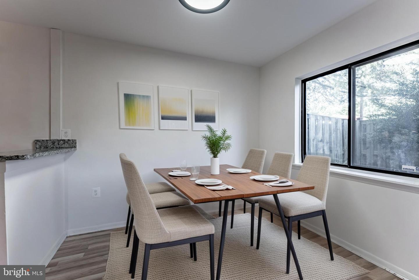 2856 DOVER LN #103, FALLS CHURCH, Virginia 22042, 2 Bedrooms Bedrooms, ,1 BathroomBathrooms,Residential,For sale,2856 DOVER LN #103,VAFX2242248 MLS # VAFX2242248