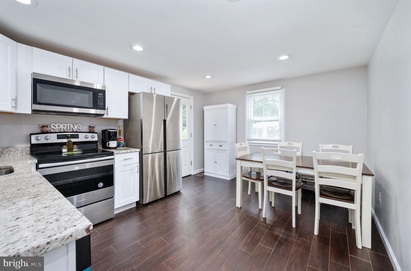 13713 MAYFAIR CT, WOODBRIDGE, Virginia 22193, 3 Bedrooms Bedrooms, ,2 BathroomsBathrooms,Residential,For sale,13713 MAYFAIR CT,VAPW2095202 MLS # VAPW2095202