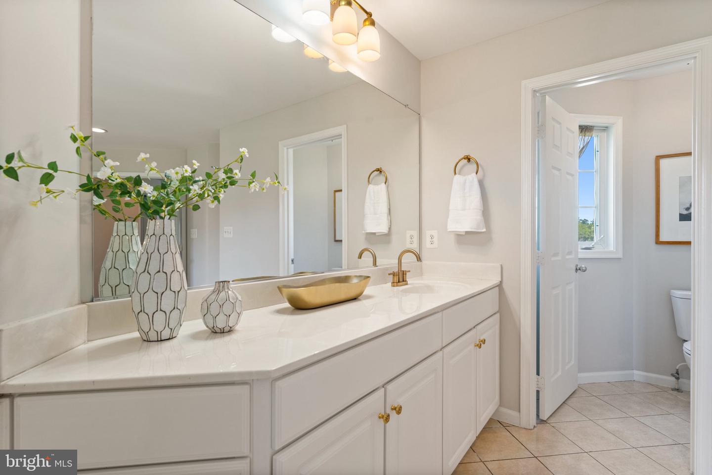 13700 JORDAN MEADOWS LN, NOKESVILLE, Virginia 20181, 4 Bedrooms Bedrooms, ,4 BathroomsBathrooms,Residential,For sale,13700 JORDAN MEADOWS LN,VAPW2095248 MLS # VAPW2095248