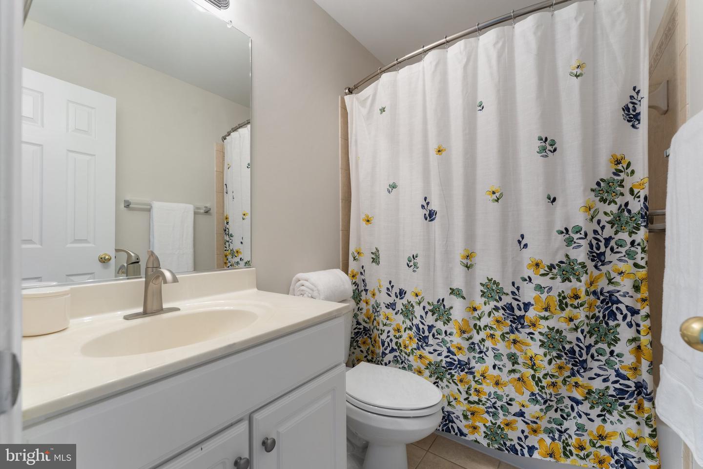 13700 JORDAN MEADOWS LN, NOKESVILLE, Virginia 20181, 4 Bedrooms Bedrooms, ,4 BathroomsBathrooms,Residential,For sale,13700 JORDAN MEADOWS LN,VAPW2095248 MLS # VAPW2095248