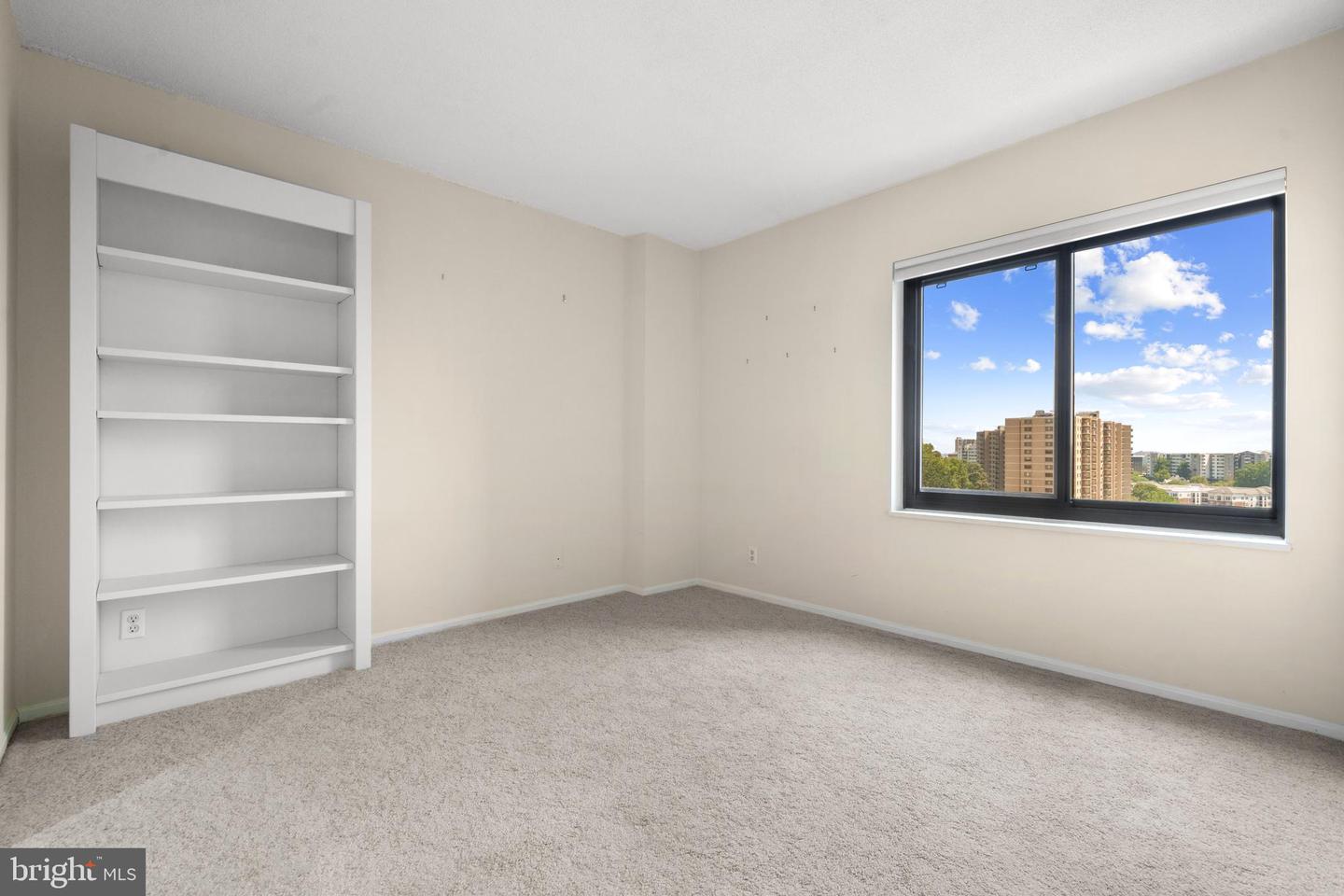 307 YOAKUM PKWY #1105, ALEXANDRIA, Virginia 22304, 2 Bedrooms Bedrooms, ,2 BathroomsBathrooms,Residential,For sale,307 YOAKUM PKWY #1105,VAAX2045634 MLS # VAAX2045634