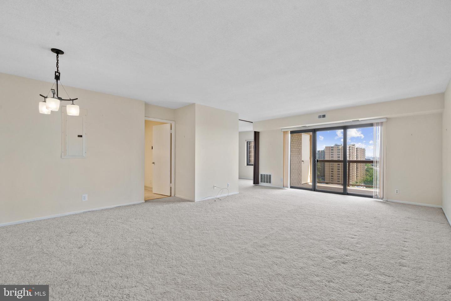 307 YOAKUM PKWY #1105, ALEXANDRIA, Virginia 22304, 2 Bedrooms Bedrooms, ,2 BathroomsBathrooms,Residential,For sale,307 YOAKUM PKWY #1105,VAAX2045634 MLS # VAAX2045634