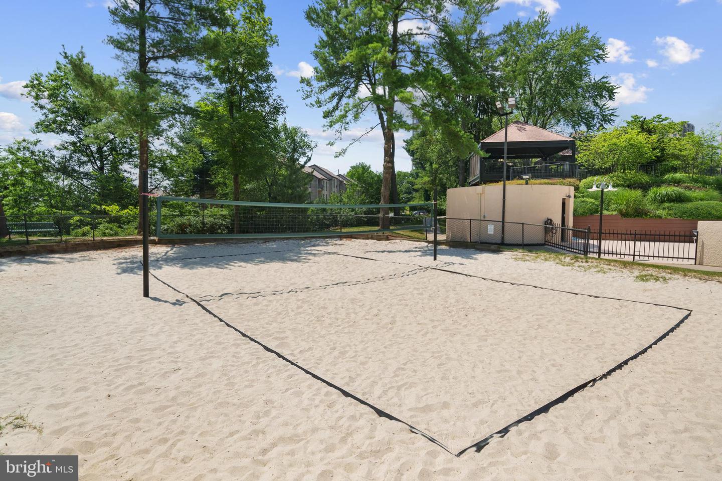 307 YOAKUM PKWY #1105, ALEXANDRIA, Virginia 22304, 2 Bedrooms Bedrooms, ,2 BathroomsBathrooms,Residential,For sale,307 YOAKUM PKWY #1105,VAAX2045634 MLS # VAAX2045634