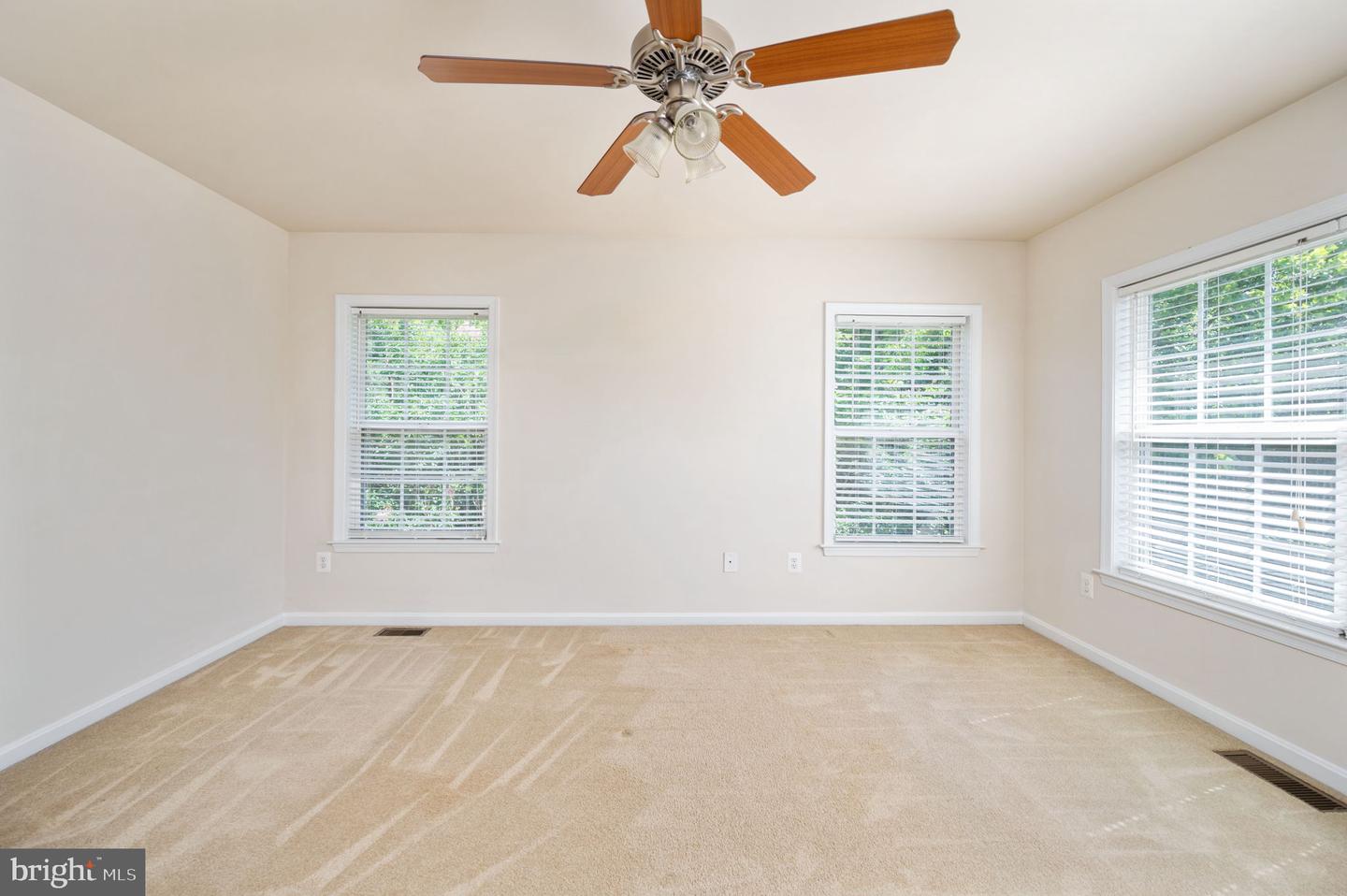 104 REGATTA LN, STAFFORD, Virginia 22554, 4 Bedrooms Bedrooms, ,3 BathroomsBathrooms,Residential,For sale,104 REGATTA LN,VAST2039264 MLS # VAST2039264