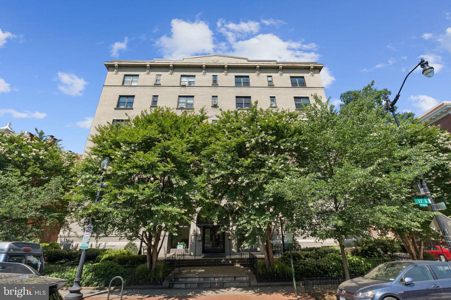 1514 17TH ST NW #114, WASHINGTON, District Of Columbia 20036, 1 Bedroom Bedrooms, ,1 BathroomBathrooms,Residential,For sale,1514 17TH ST NW #114,DCDC2203096 MLS # DCDC2203096