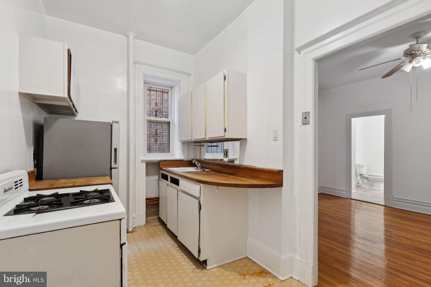 1514 17TH ST NW #114, WASHINGTON, District Of Columbia 20036, 1 Bedroom Bedrooms, ,1 BathroomBathrooms,Residential,For sale,1514 17TH ST NW #114,DCDC2203096 MLS # DCDC2203096
