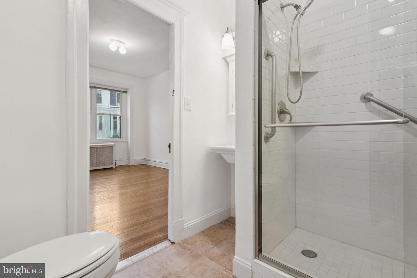 1514 17TH ST NW #114, WASHINGTON, District Of Columbia 20036, 1 Bedroom Bedrooms, ,1 BathroomBathrooms,Residential,For sale,1514 17TH ST NW #114,DCDC2203096 MLS # DCDC2203096