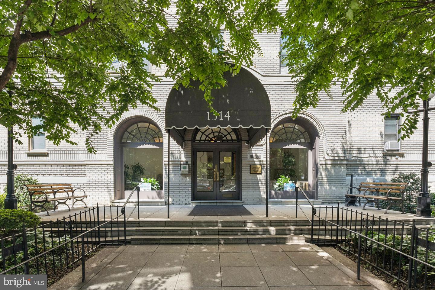 1514 17TH ST NW #114, WASHINGTON, District Of Columbia 20036, 1 Bedroom Bedrooms, ,1 BathroomBathrooms,Residential,For sale,1514 17TH ST NW #114,DCDC2203096 MLS # DCDC2203096