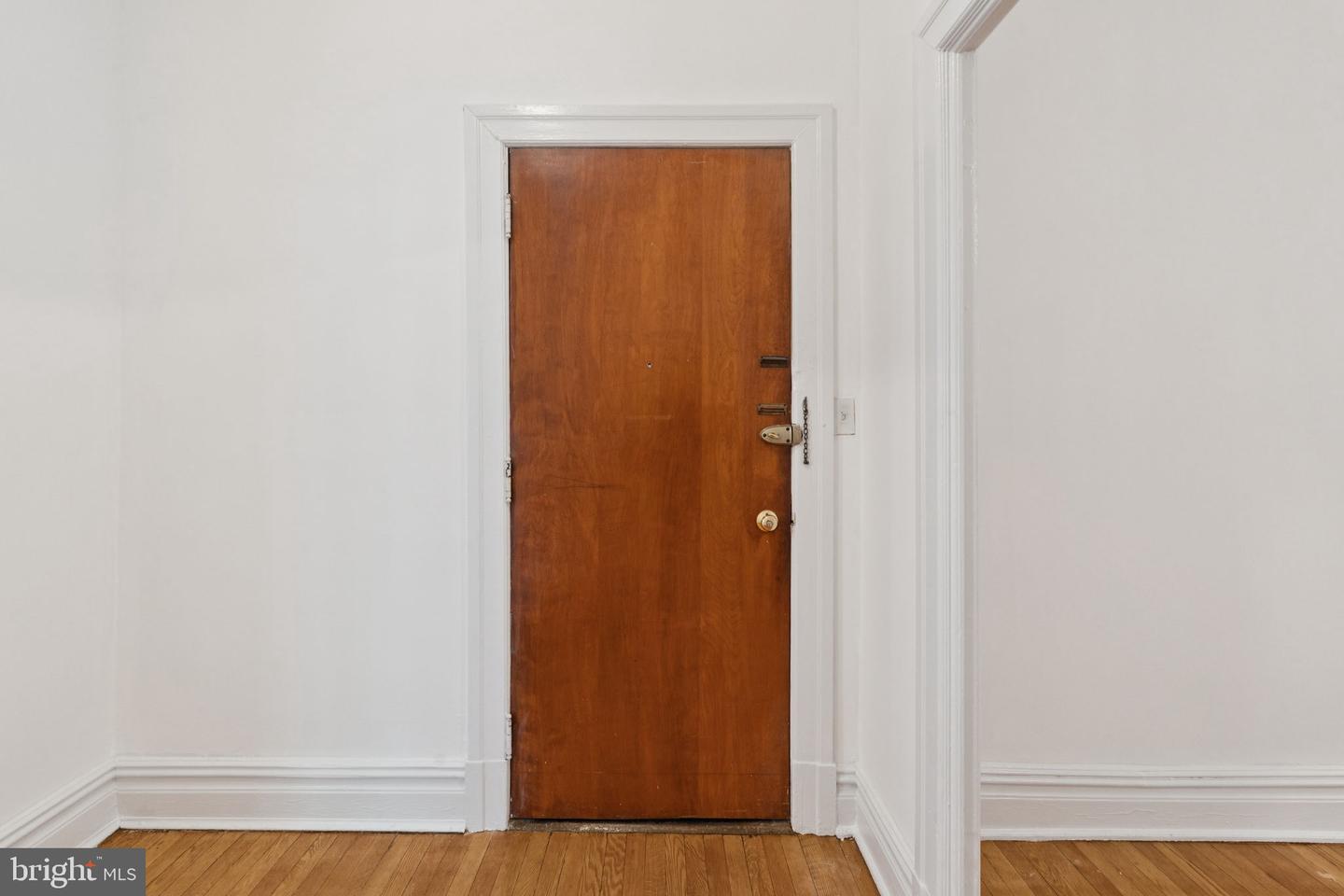 1514 17TH ST NW #114, WASHINGTON, District Of Columbia 20036, 1 Bedroom Bedrooms, ,1 BathroomBathrooms,Residential,For sale,1514 17TH ST NW #114,DCDC2203096 MLS # DCDC2203096
