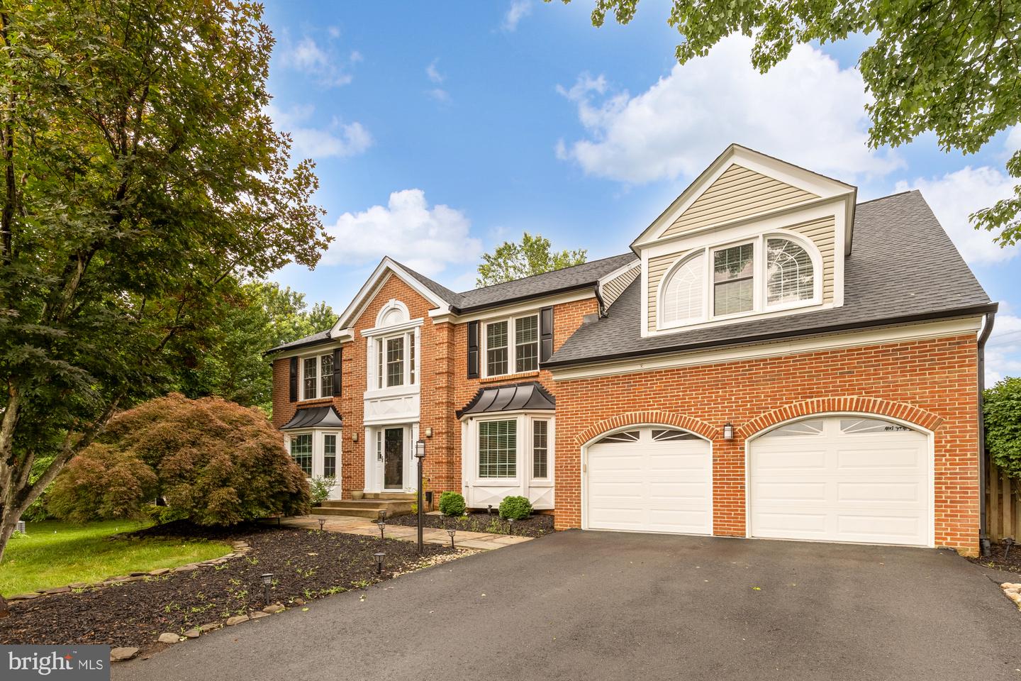 5501 CHESTERMILL CT, FAIRFAX, Virginia 22030, 5 Bedrooms Bedrooms, ,4 BathroomsBathrooms,Residential,For sale,5501 CHESTERMILL CT,VAFX2246010 MLS # VAFX2246010