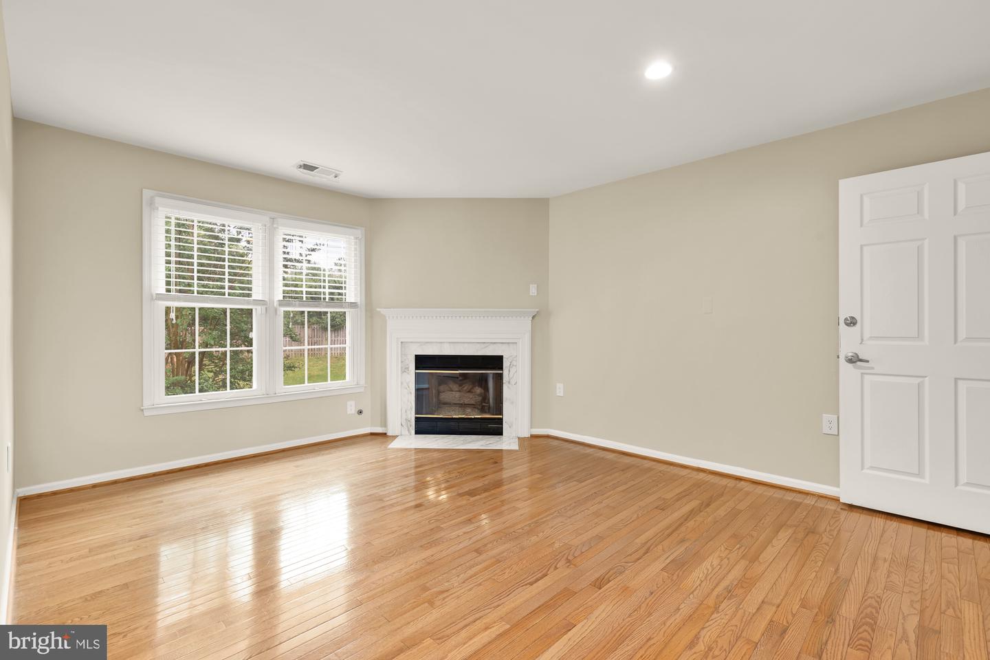 5501 CHESTERMILL CT, FAIRFAX, Virginia 22030, 5 Bedrooms Bedrooms, ,4 BathroomsBathrooms,Residential,For sale,5501 CHESTERMILL CT,VAFX2246010 MLS # VAFX2246010
