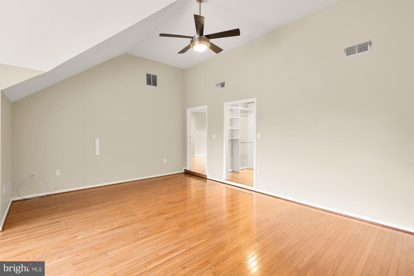 5501 CHESTERMILL CT, FAIRFAX, Virginia 22030, 5 Bedrooms Bedrooms, ,4 BathroomsBathrooms,Residential,For sale,5501 CHESTERMILL CT,VAFX2246010 MLS # VAFX2246010