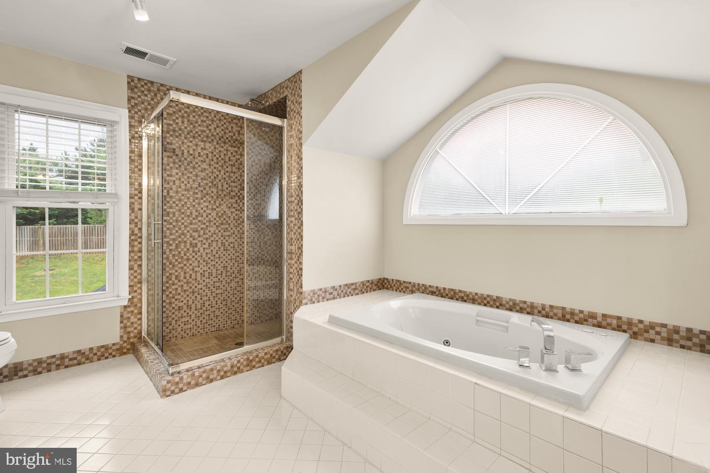 5501 CHESTERMILL CT, FAIRFAX, Virginia 22030, 5 Bedrooms Bedrooms, ,4 BathroomsBathrooms,Residential,For sale,5501 CHESTERMILL CT,VAFX2246010 MLS # VAFX2246010