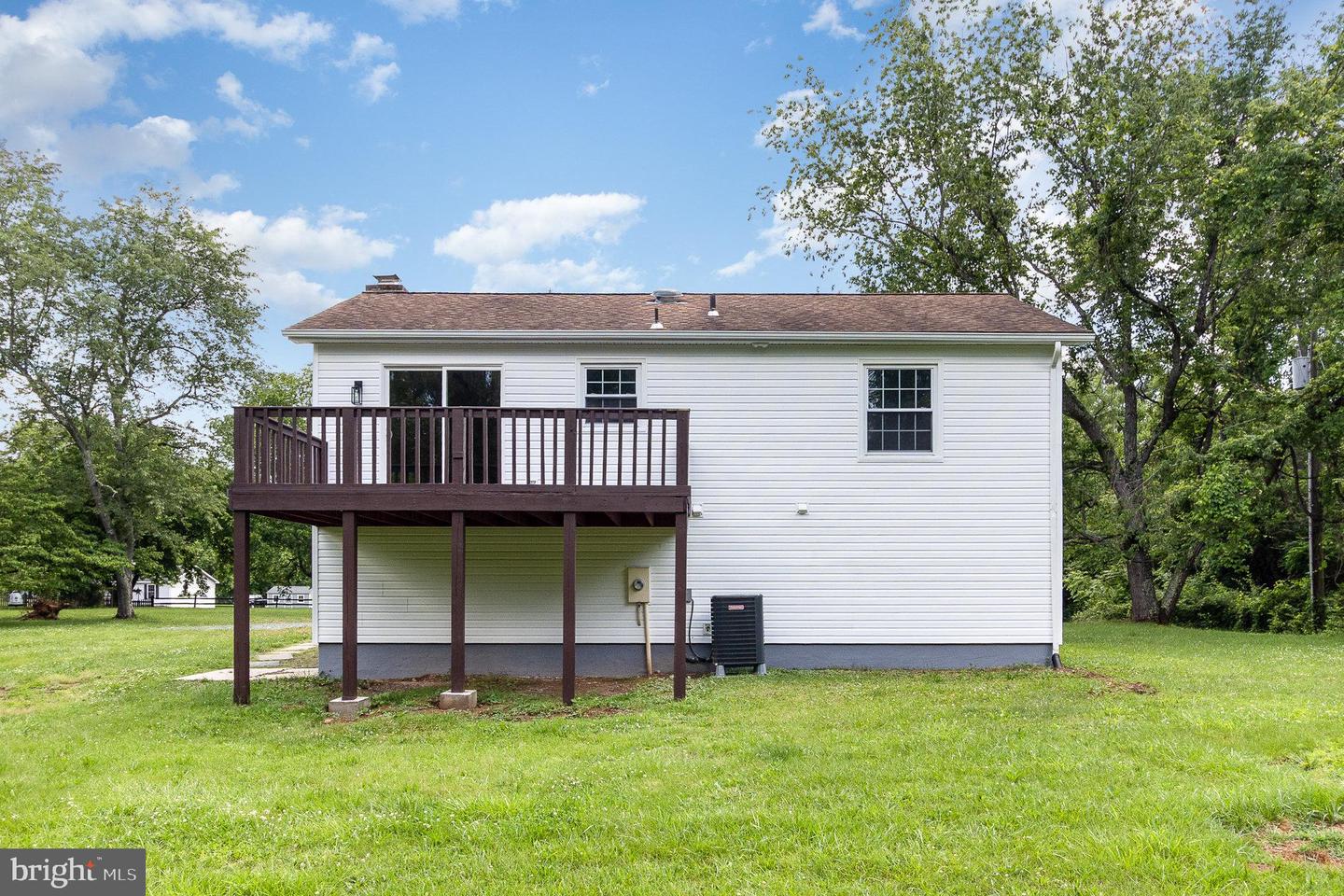8452 TURNBULL RD, WARRENTON, Virginia 20186, 3 Bedrooms Bedrooms, ,2 BathroomsBathrooms,Residential,For sale,8452 TURNBULL RD,VAFQ2016986 MLS # VAFQ2016986