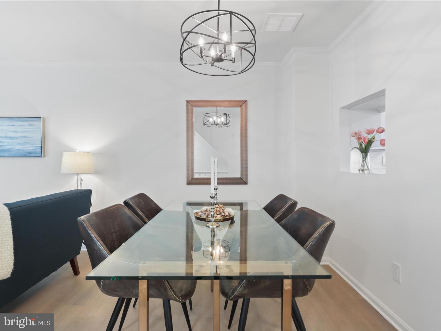 1802-H 9TH ST S, ARLINGTON, Virginia 22204, 3 Bedrooms Bedrooms, ,3 BathroomsBathrooms,Residential,For sale,1802-H 9TH ST S,VAAR2058982 MLS # VAAR2058982