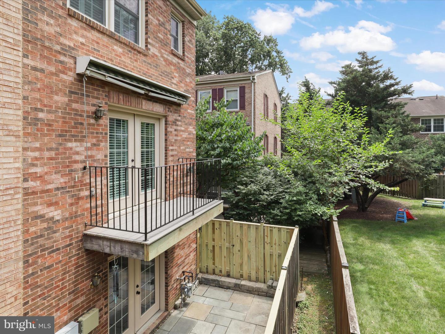1802-H 9TH ST S, ARLINGTON, Virginia 22204, 3 Bedrooms Bedrooms, ,3 BathroomsBathrooms,Residential,For sale,1802-H 9TH ST S,VAAR2058982 MLS # VAAR2058982