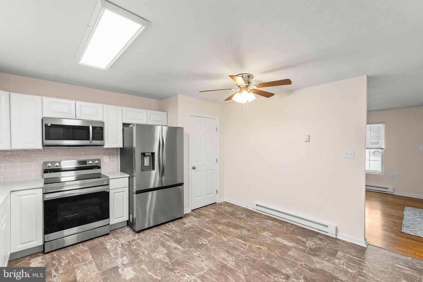 220 NOTTOWAY DR, STEPHENS CITY, Virginia 22655, 2 Bedrooms Bedrooms, ,1 BathroomBathrooms,Residential,For sale,220 NOTTOWAY DR,VAFV2034786 MLS # VAFV2034786