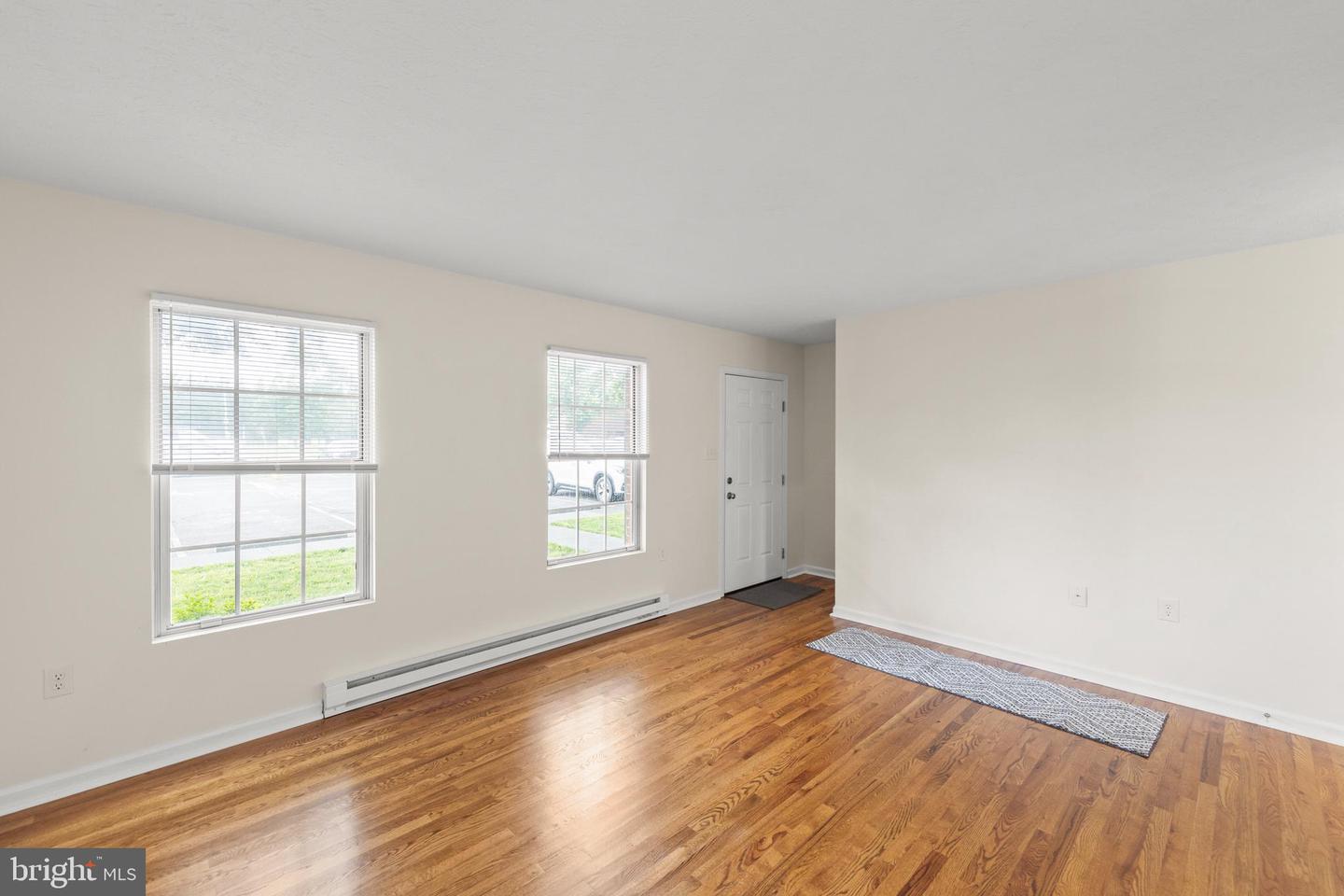 220 NOTTOWAY DR, STEPHENS CITY, Virginia 22655, 2 Bedrooms Bedrooms, ,1 BathroomBathrooms,Residential,For sale,220 NOTTOWAY DR,VAFV2034786 MLS # VAFV2034786