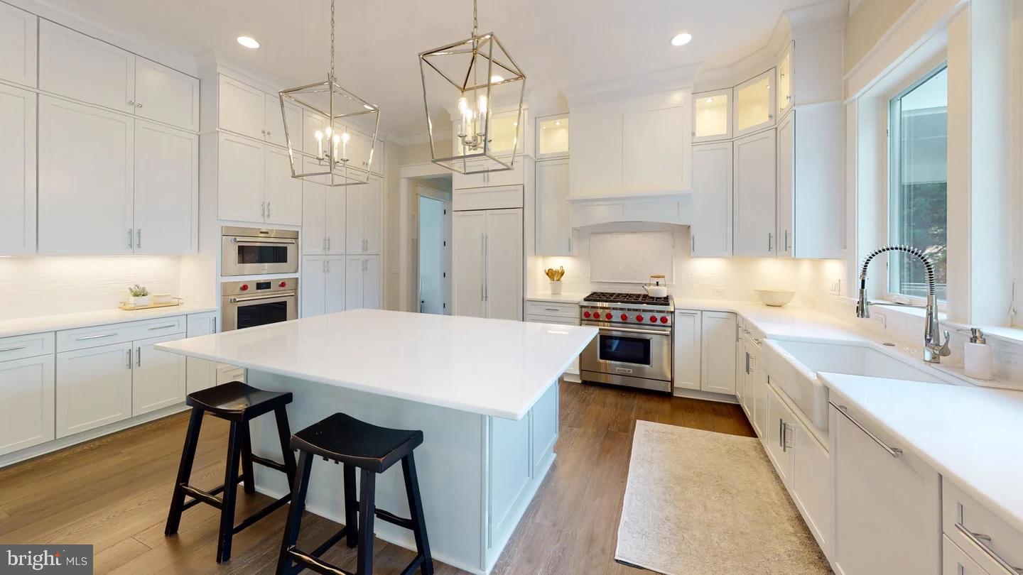 8650 MCHENRY ST, VIENNA, Virginia 22180, 5 Bedrooms Bedrooms, ,5 BathroomsBathrooms,Residential,For sale,8650 MCHENRY ST,VAFX2246966 MLS # VAFX2246966