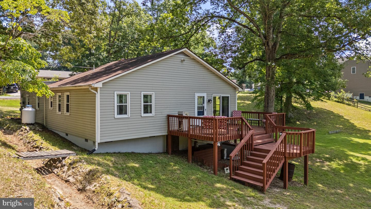 10050 S GENERAL BLVD, NORTH CHESTERFIELD, Virginia 23224, 4 Bedrooms Bedrooms, 6 Rooms Rooms,2 BathroomsBathrooms,Residential,For sale,10050 S GENERAL BLVD,VACF2001186 MLS # VACF2001186