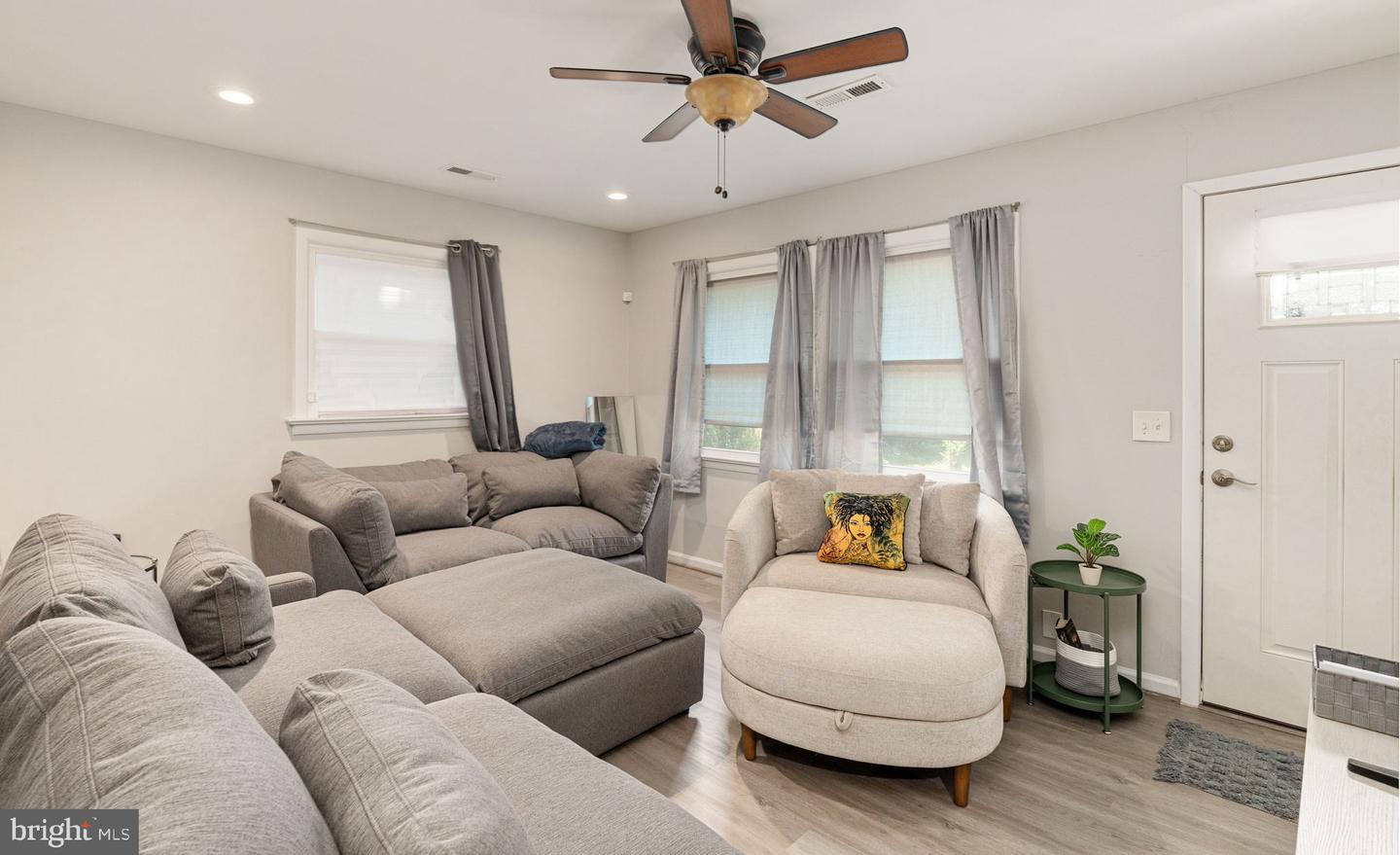 343 FOREST LANE RD, FREDERICKSBURG, Virginia 22405, 3 Bedrooms Bedrooms, ,1 BathroomBathrooms,Residential,For sale,343 FOREST LANE RD,VAST2039740 MLS # VAST2039740