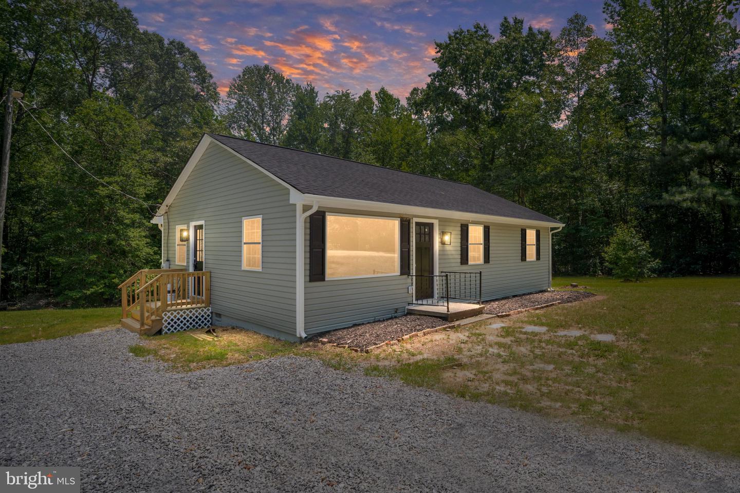 343 FOREST LANE RD, FREDERICKSBURG, Virginia 22405, 3 Bedrooms Bedrooms, ,1 BathroomBathrooms,Residential,For sale,343 FOREST LANE RD,VAST2039740 MLS # VAST2039740
