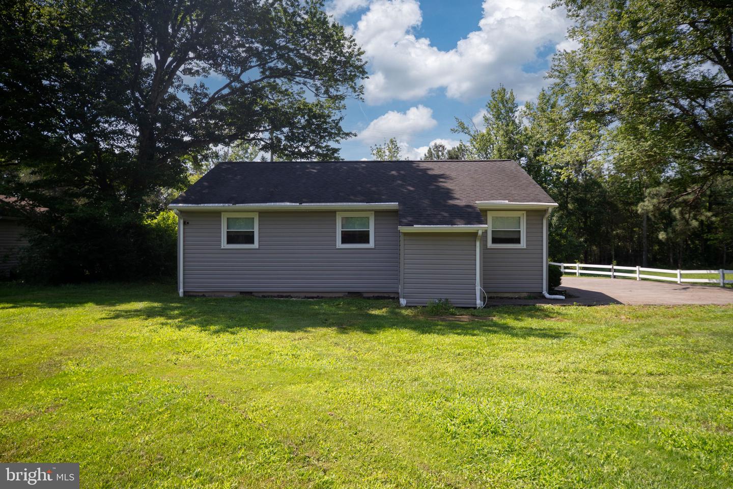 343 FOREST LANE RD, FREDERICKSBURG, Virginia 22405, 3 Bedrooms Bedrooms, ,1 BathroomBathrooms,Residential,For sale,343 FOREST LANE RD,VAST2039740 MLS # VAST2039740