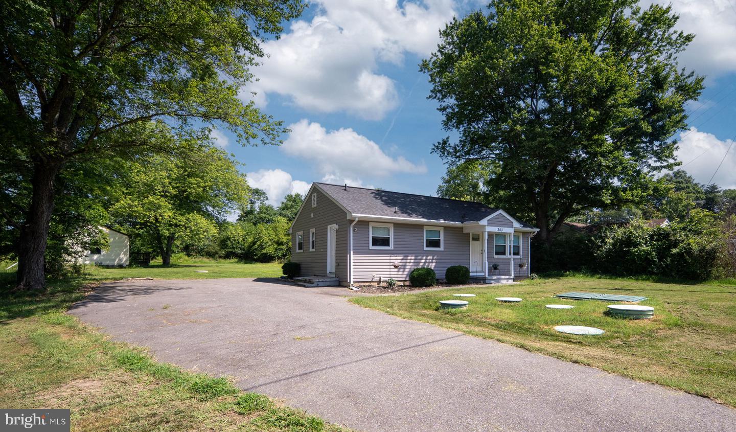 343 FOREST LANE RD, FREDERICKSBURG, Virginia 22405, 3 Bedrooms Bedrooms, ,1 BathroomBathrooms,Residential,For sale,343 FOREST LANE RD,VAST2039740 MLS # VAST2039740