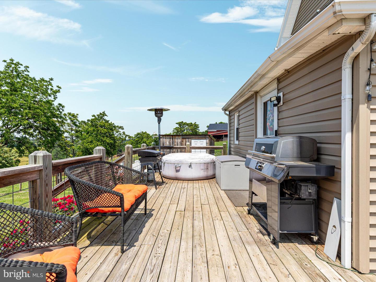 10399 S MIDDLE RD, EDINBURG, Virginia 22824, 3 Bedrooms Bedrooms, ,2 BathroomsBathrooms,Residential,For sale,10399 S MIDDLE RD,VASH2011698 MLS # VASH2011698
