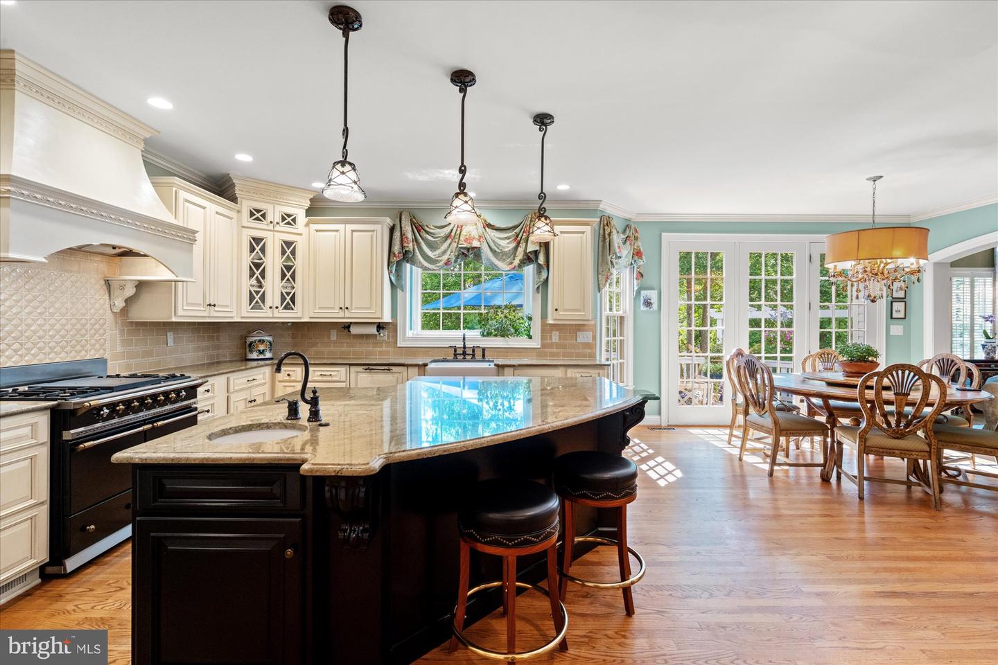 1106 HOBNAIL CT, GREAT FALLS, Virginia 22066, 6 Bedrooms Bedrooms, ,5 BathroomsBathrooms,Residential,For sale,1106 HOBNAIL CT,VAFX2247294 MLS # VAFX2247294