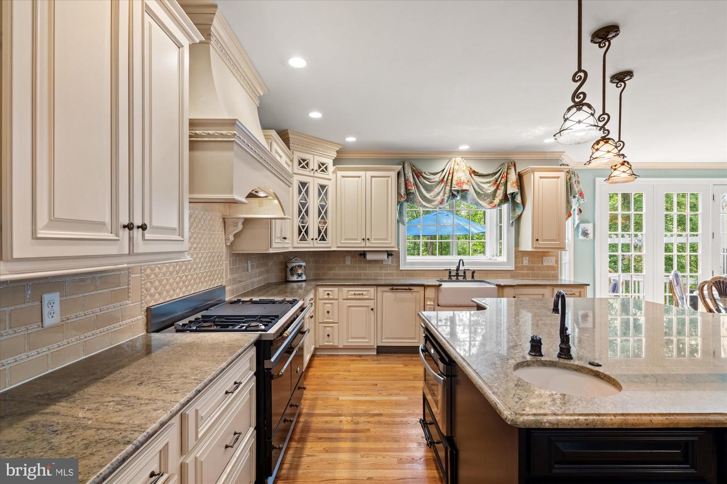 1106 HOBNAIL CT, GREAT FALLS, Virginia 22066, 6 Bedrooms Bedrooms, ,5 BathroomsBathrooms,Residential,For sale,1106 HOBNAIL CT,VAFX2247294 MLS # VAFX2247294