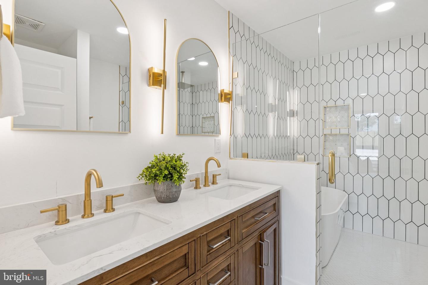 2608 4TH ST NE #1, WASHINGTON, District Of Columbia 20002, 3 Bedrooms Bedrooms, ,3 BathroomsBathrooms,Residential,For sale,2608 4TH ST NE #1,DCDC2205744 MLS # DCDC2205744