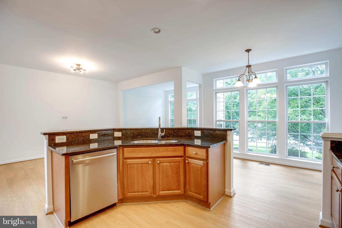 18257 CAMDENHURST DR, GAINESVILLE, Virginia 20155, 4 Bedrooms Bedrooms, ,3 BathroomsBathrooms,Residential,For sale,18257 CAMDENHURST DR,VAPW2097362 MLS # VAPW2097362