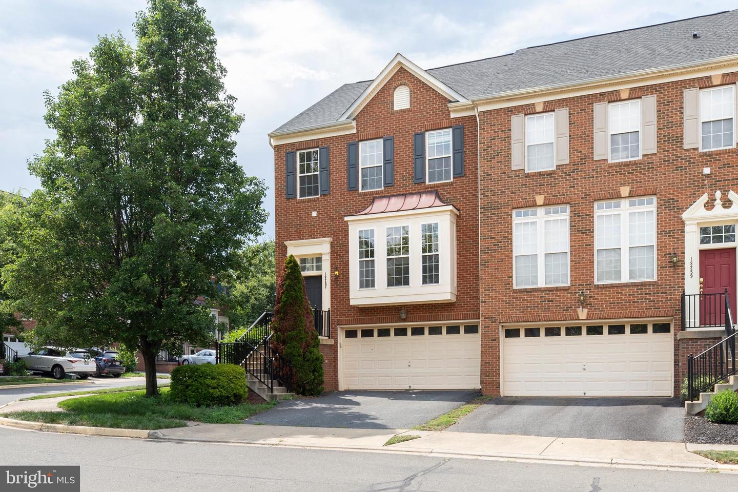 18257 CAMDENHURST DR, GAINESVILLE, Virginia 20155, 4 Bedrooms Bedrooms, ,3 BathroomsBathrooms,Residential,For sale,18257 CAMDENHURST DR,VAPW2097362 MLS # VAPW2097362