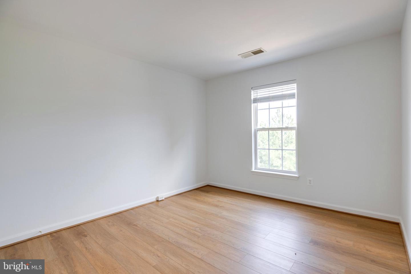 18257 CAMDENHURST DR, GAINESVILLE, Virginia 20155, 4 Bedrooms Bedrooms, ,3 BathroomsBathrooms,Residential,For sale,18257 CAMDENHURST DR,VAPW2097362 MLS # VAPW2097362