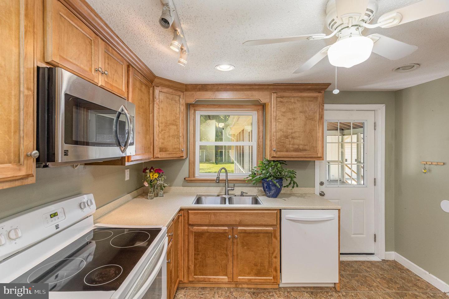 63 KELLEY RD, FREDERICKSBURG, Virginia 22405, 3 Bedrooms Bedrooms, ,1 BathroomBathrooms,Residential,For sale,63 KELLEY RD,VAST2039926 MLS # VAST2039926