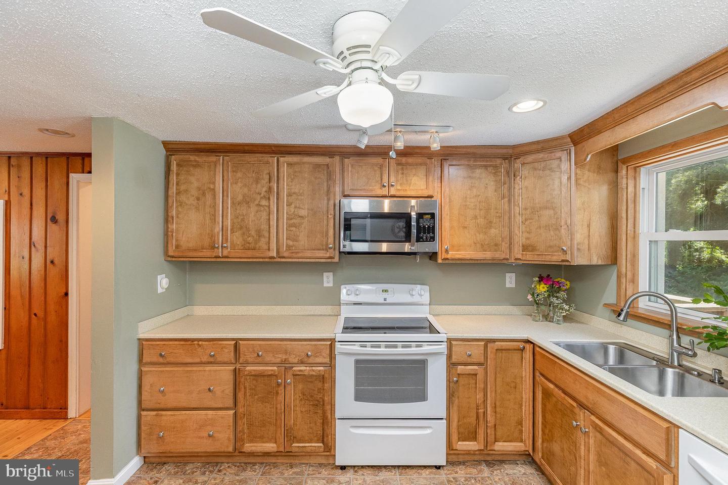63 KELLEY RD, FREDERICKSBURG, Virginia 22405, 3 Bedrooms Bedrooms, ,1 BathroomBathrooms,Residential,For sale,63 KELLEY RD,VAST2039926 MLS # VAST2039926