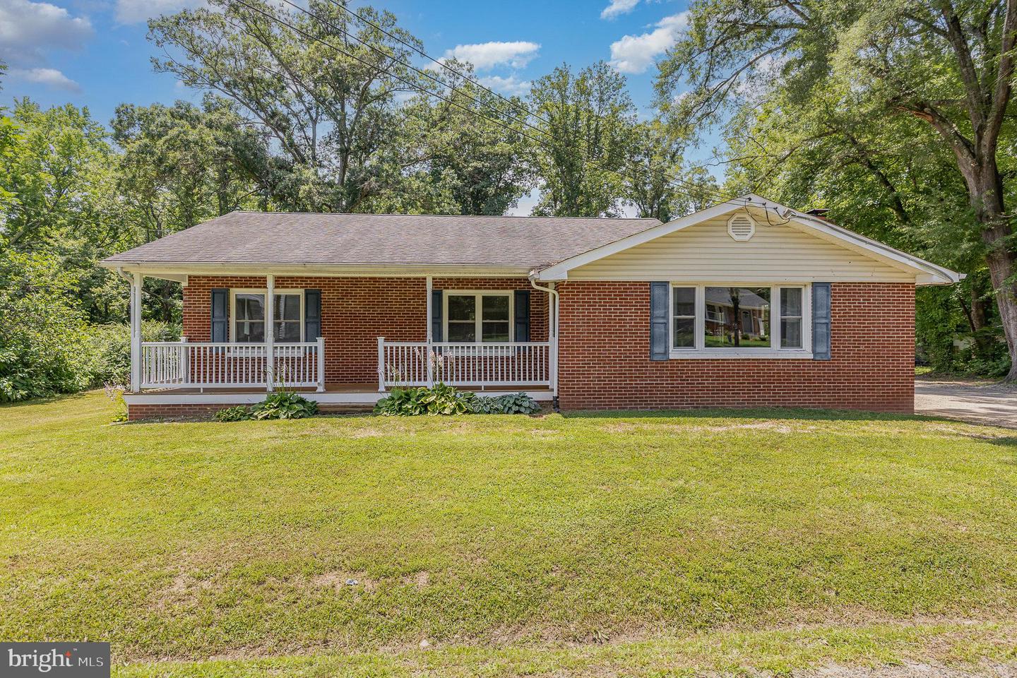 63 KELLEY RD, FREDERICKSBURG, Virginia 22405, 3 Bedrooms Bedrooms, ,1 BathroomBathrooms,Residential,For sale,63 KELLEY RD,VAST2039926 MLS # VAST2039926