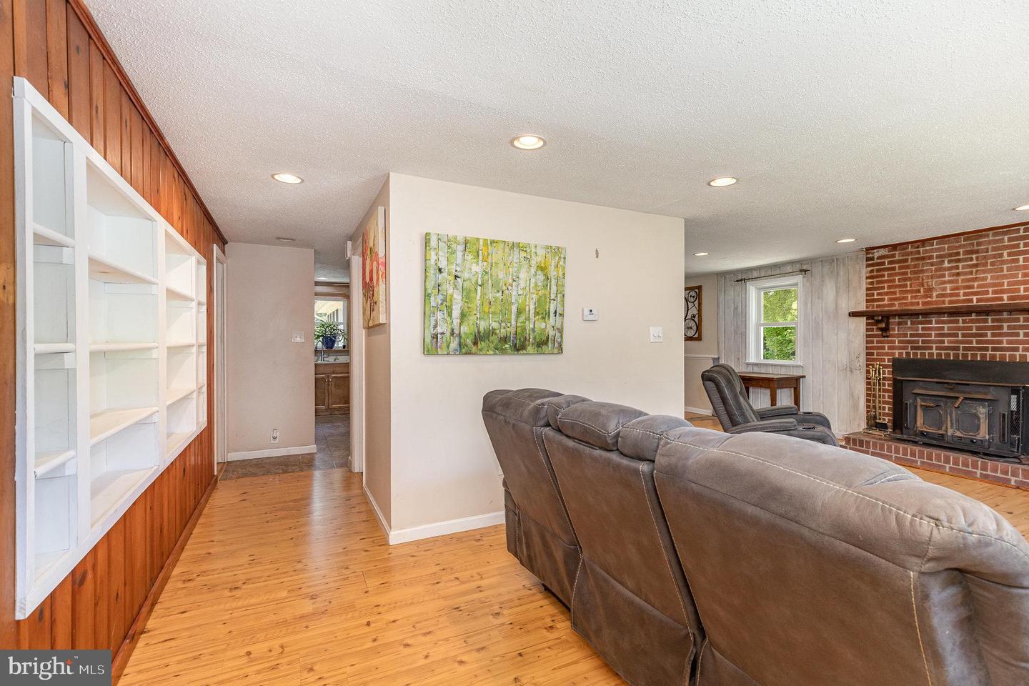 63 KELLEY RD, FREDERICKSBURG, Virginia 22405, 3 Bedrooms Bedrooms, ,1 BathroomBathrooms,Residential,For sale,63 KELLEY RD,VAST2039926 MLS # VAST2039926