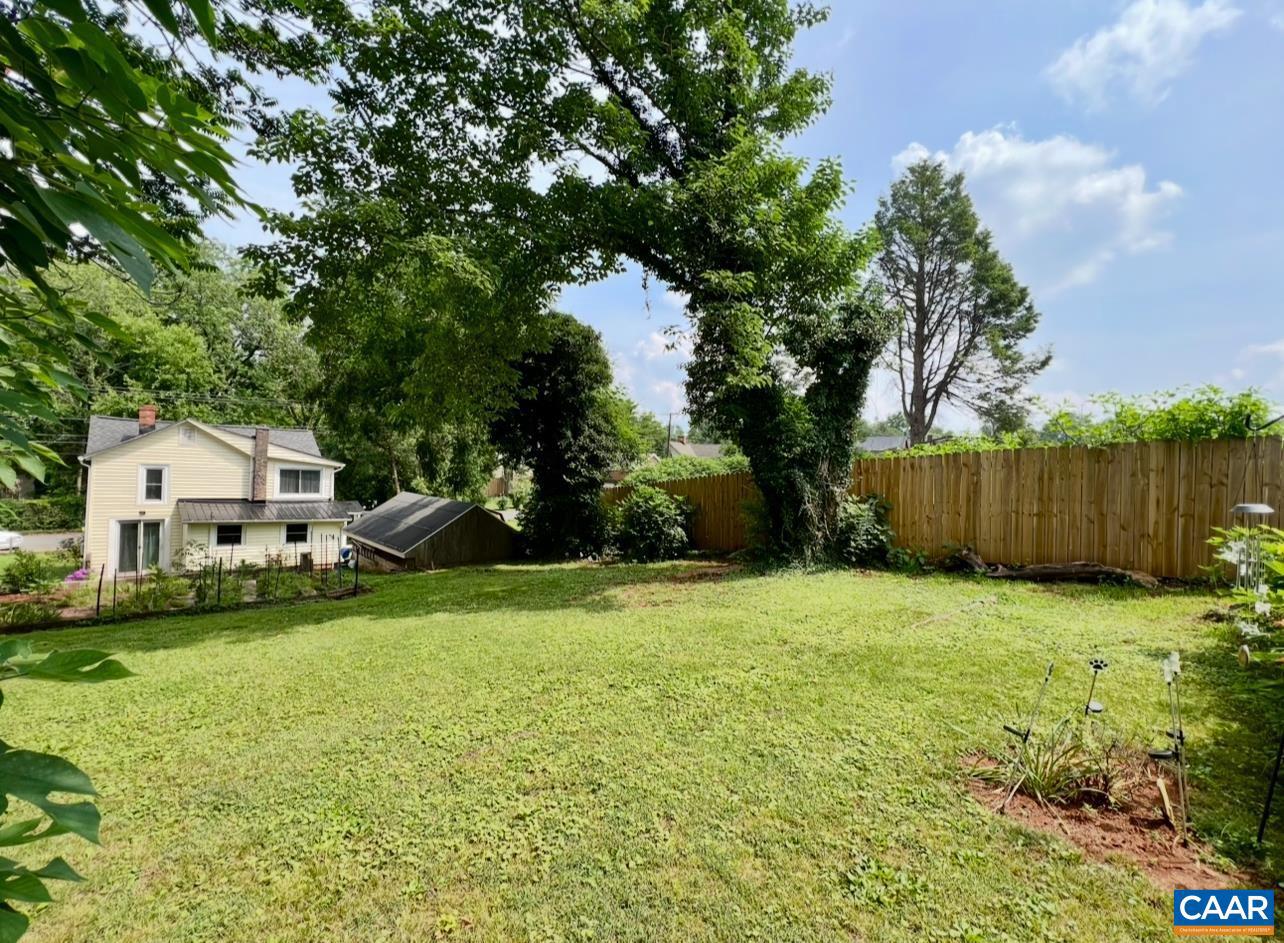 614 N COMMERCE ST, CULPEPER, Virginia 22701, 3 Bedrooms Bedrooms, ,1 BathroomBathrooms,Residential,For sale,614 N COMMERCE ST,665837 MLS # 665837