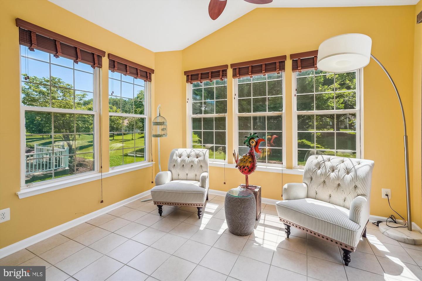 16916 FOUR SEASONS DR, DUMFRIES, Virginia 22025, 2 Bedrooms Bedrooms, ,2 BathroomsBathrooms,Residential,For sale,16916 FOUR SEASONS DR,VAPW2097368 MLS # VAPW2097368