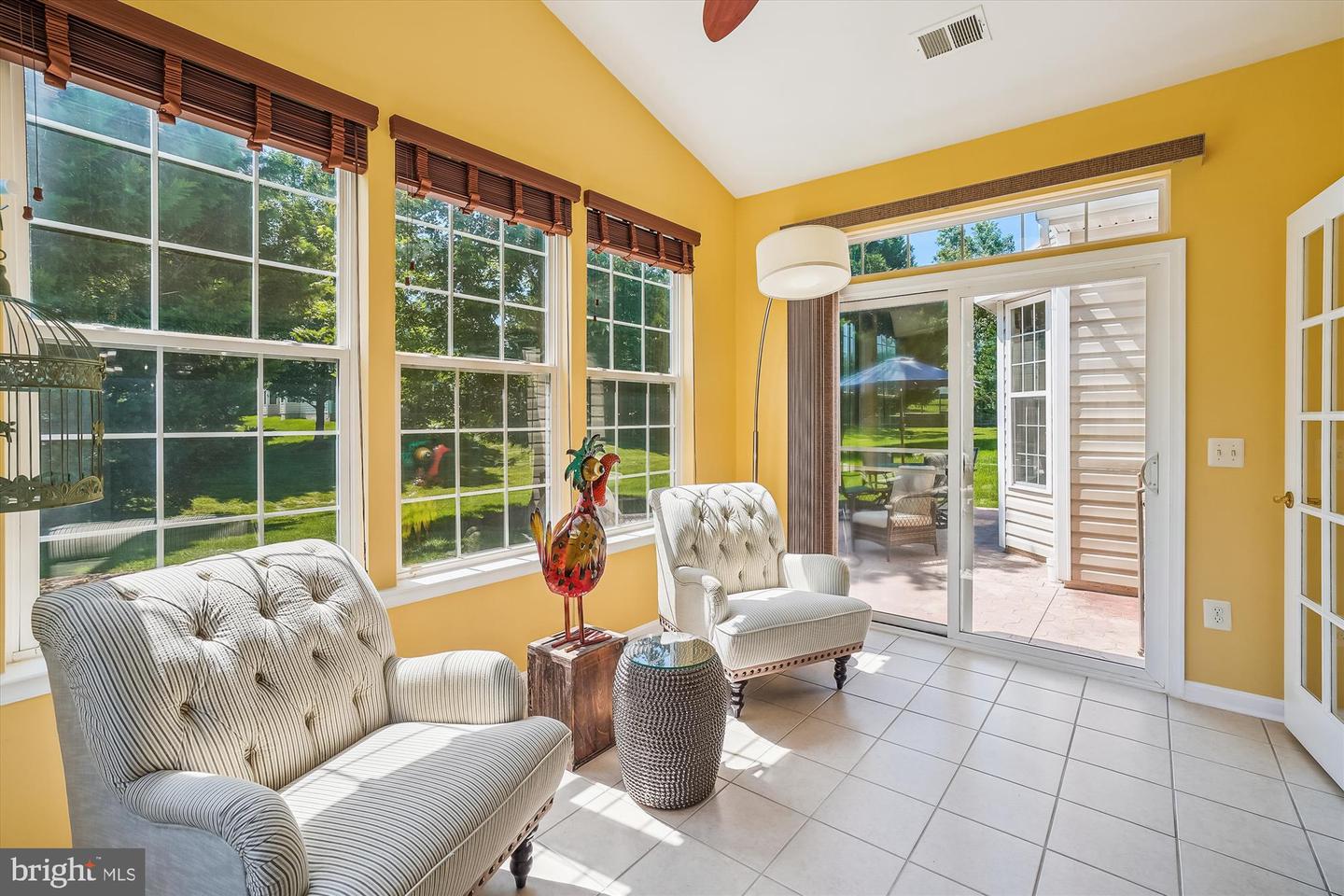 16916 FOUR SEASONS DR, DUMFRIES, Virginia 22025, 2 Bedrooms Bedrooms, ,2 BathroomsBathrooms,Residential,For sale,16916 FOUR SEASONS DR,VAPW2097368 MLS # VAPW2097368