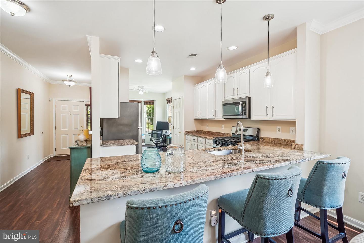 16916 FOUR SEASONS DR, DUMFRIES, Virginia 22025, 2 Bedrooms Bedrooms, ,2 BathroomsBathrooms,Residential,For sale,16916 FOUR SEASONS DR,VAPW2097368 MLS # VAPW2097368