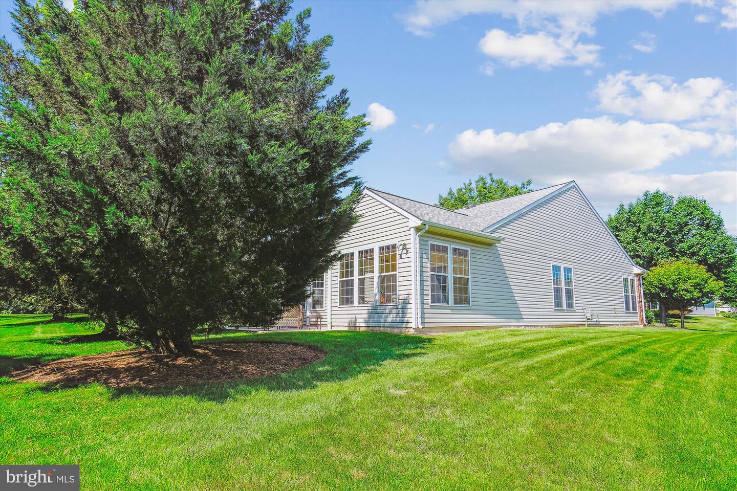 16916 FOUR SEASONS DR, DUMFRIES, Virginia 22025, 2 Bedrooms Bedrooms, ,2 BathroomsBathrooms,Residential,For sale,16916 FOUR SEASONS DR,VAPW2097368 MLS # VAPW2097368
